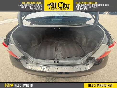 Used 2016 Toyota Camry LE FWD image 45
