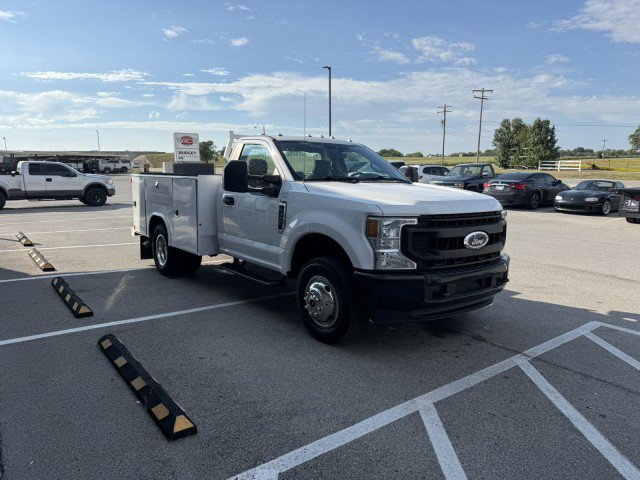 Used 2021 Ford F350 XL w/ Power Equipment Group RWD image 3