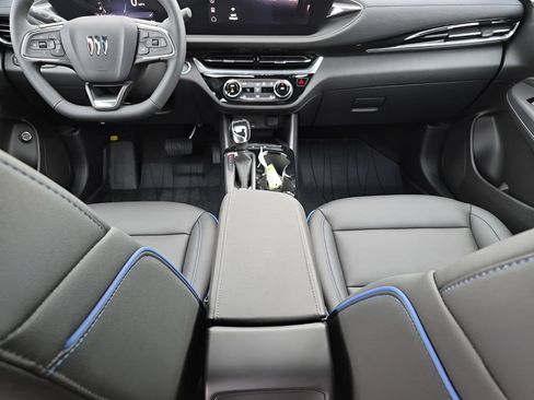 New 2026 Buick Envista Sport Touring w/ Convenience I Package FWD image 25