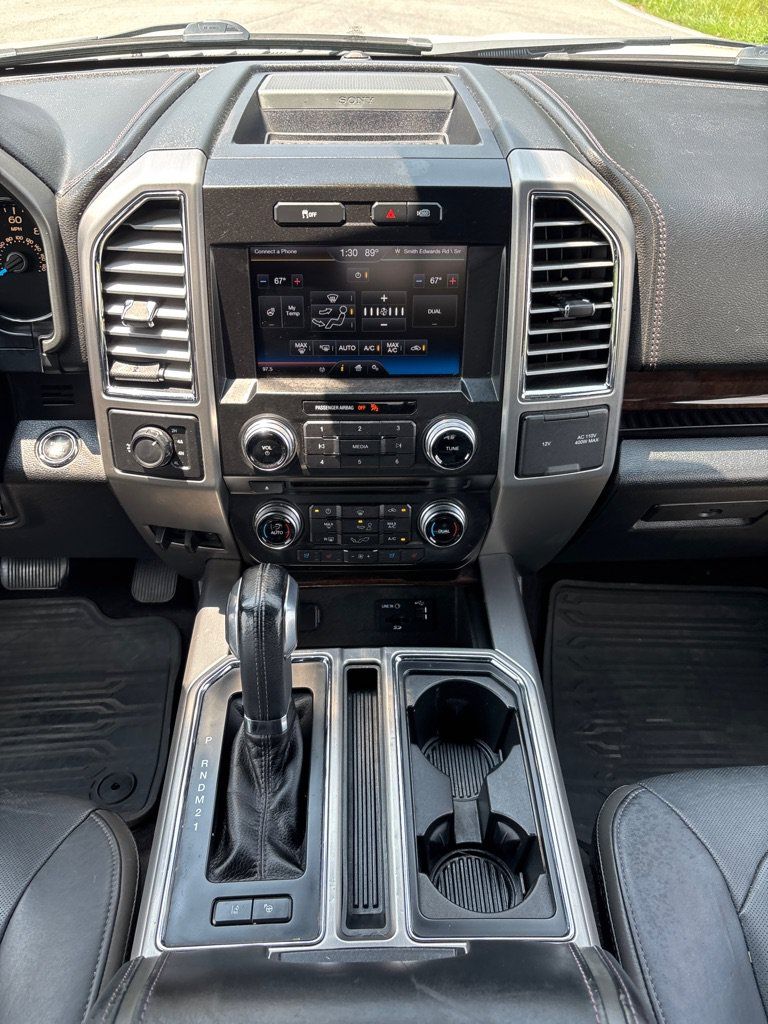 Used 2015 Ford F150 Platinum w/ Equipment Group 701A Luxury AWD/4WD image 15