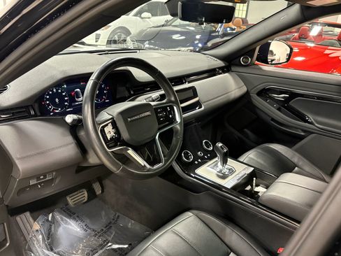 Used 2022 Land Rover Range Rover Evoque SE image 9