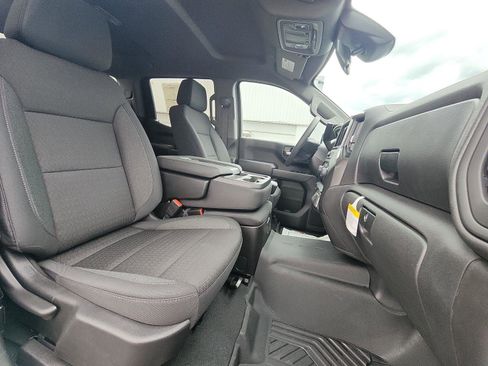 New 2026 Chevrolet Silverado 1500 Custom Trail Boss w/ LPO, Dark Essentials Package AWD/4WD image 23