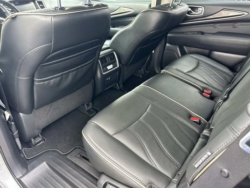 Used 2020 INFINITI QX60 Luxe w/ Essential Package FWD image 20