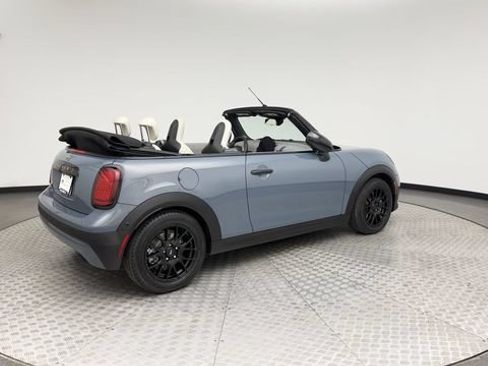 Used 2025 MINI Cooper S FWD image 2
