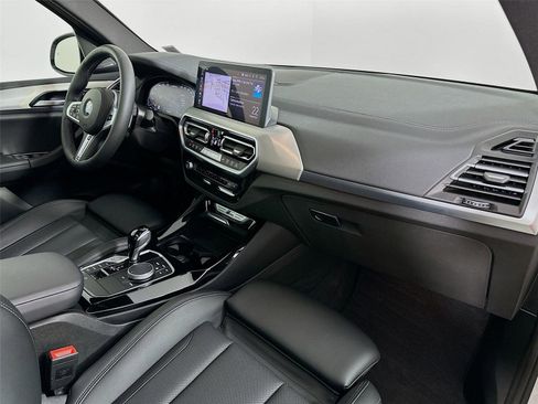 Used 2024 BMW X3 M40i w/ Premium Package image 31