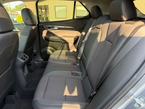 Used 2022 Buick Envision Preferred FWD image 8
