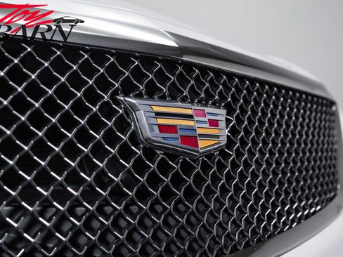 Used 2017 Cadillac CTS V w/ Luxury Package RWD image 10
