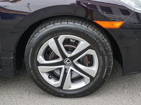 Used 2018 Honda Civic LX image 9