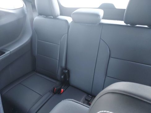 New 2026 Chevrolet Traverse LT w/ Driver Confidence Package FWD image 14