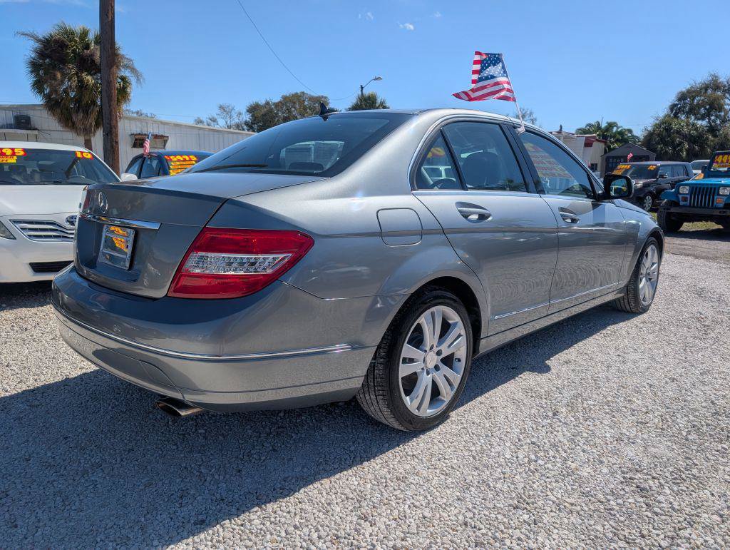 Used 2008 Mercedes-Benz C 300 Sedan image 7