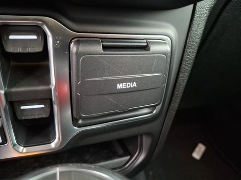 New 2026 Jeep Gladiator Sport image 19