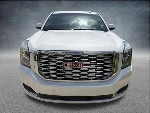 Used 2019 GMC Yukon Denali w/ Denali Ultimate Package RWD image 2