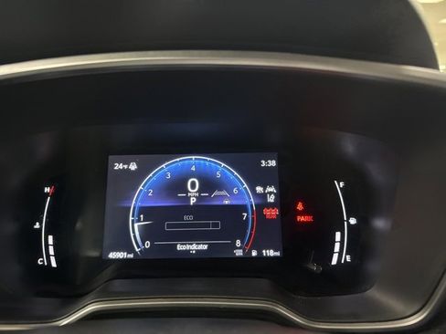 Certified 2024 Toyota Corolla Cross XLE image 25