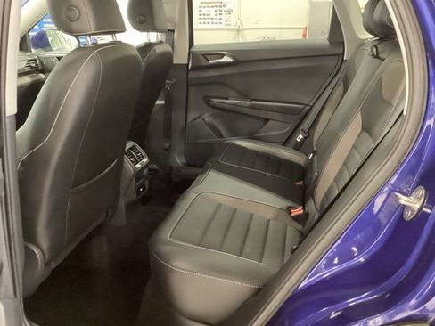 Used 2023 Volkswagen Taos SEL image 17