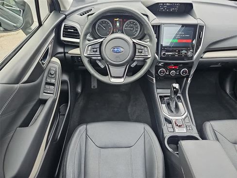Used 2023 Subaru Forester Limited image 10