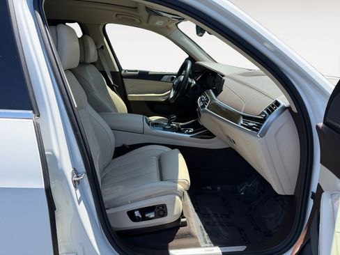 Used 2019 BMW X7 xDrive50i w/ Luxury Seating Package image 19