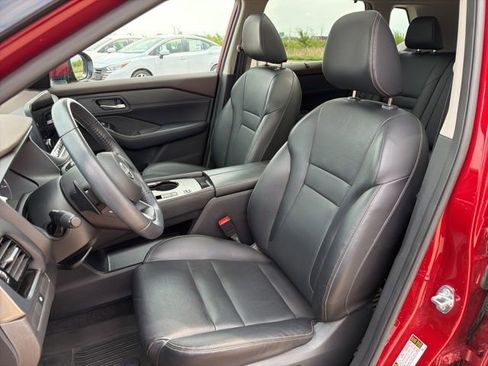 Used 2023 Nissan Rogue SL w/ SL Premium Package FWD image 5