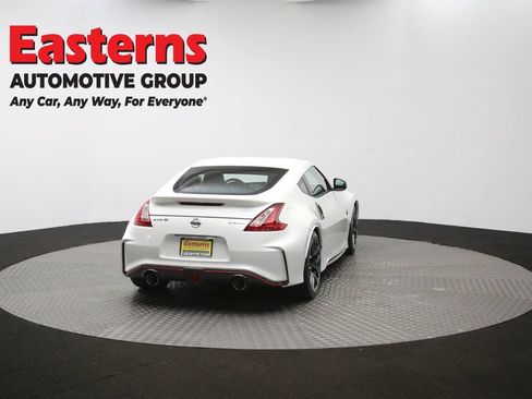 Used 2020 Nissan 370Z NISMO RWD image 39