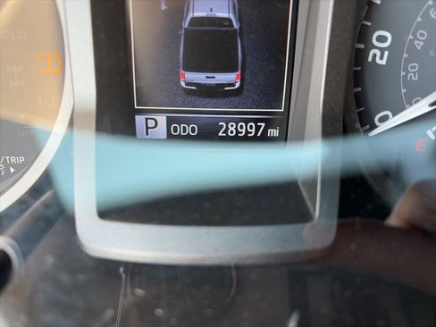 Used 2023 Toyota Tacoma TRD Off-Road image 15