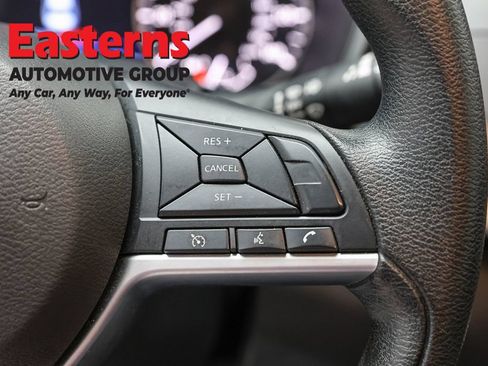 Used 2023 Nissan Altima 2.5 SV FWD image 16
