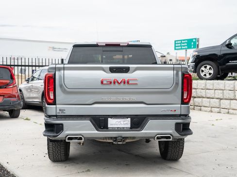 Used 2024 GMC Sierra 1500 AT4 w/ AT4 Premium Package AWD/4WD image 6