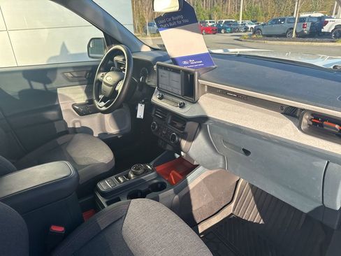 Certified 2024 Ford Maverick XLT w/ XLT Luxury Package image 33