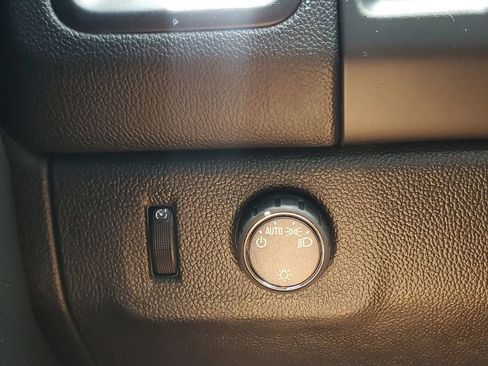 Used 2022 Chevrolet Colorado LT w/ Fleet Safety Package RWD image 23
