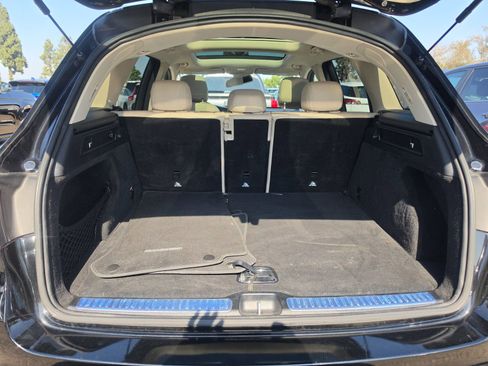 Used 2017 Mercedes-Benz GLC 300 w/ Premium 1 Package image 17