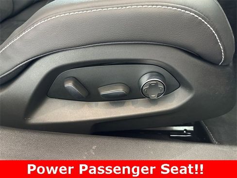 Certified 2025 Chevrolet Corvette 3LT w/ Stealth Interior Trim Package image 20