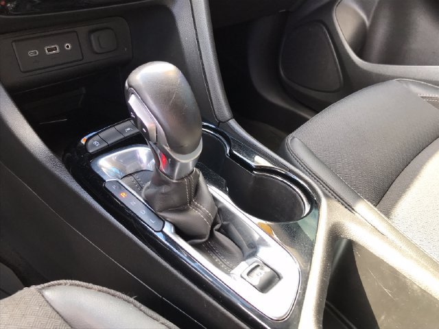 Used 2020 Buick Encore GX Preferred w/ Sport Touring Package FWD image 12