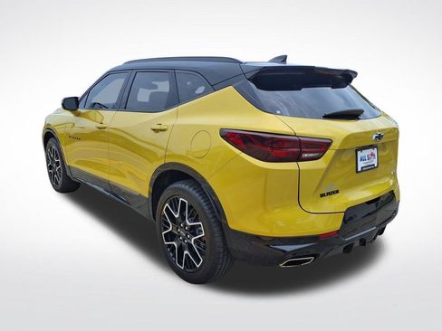 Used 2023 Chevrolet Blazer RS FWD image 12