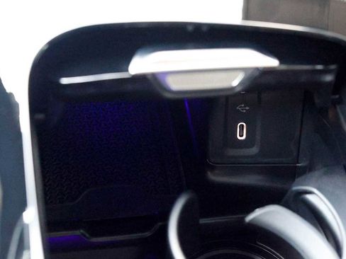 Used 2026 Mercedes-Benz GLC 300 4MATIC image 41