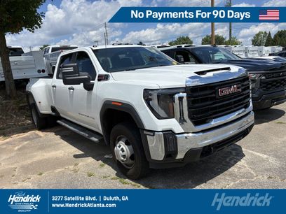 Used 2024 GMC Sierra 3500 Pro w/ Convenience Package