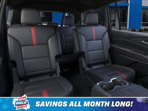 New 2026 Chevrolet Traverse RS w/ LPO, Floor Liner Package AWD/4WD image 17