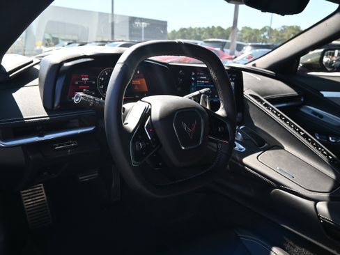 Used 2024 Chevrolet Corvette Stingray Preferred Conv w/ Z51 Performance Package image 5