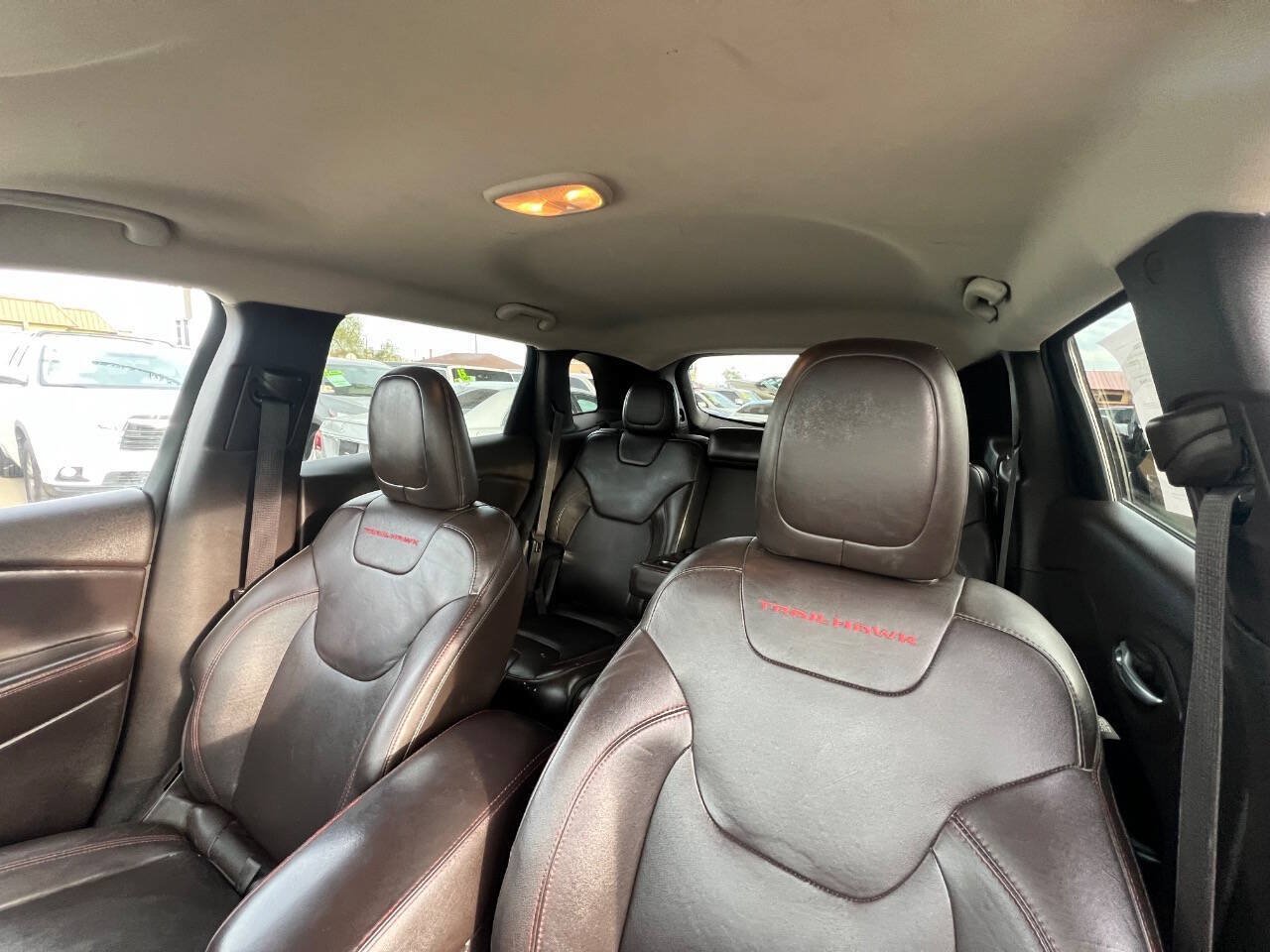 Used 2014 Jeep Cherokee Trailhawk w/ Leather Interior Group AWD/4WD image 19