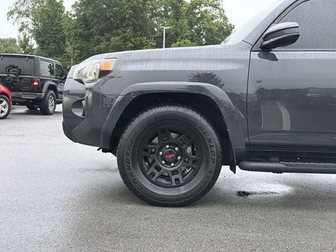 Used 2024 Toyota 4Runner SR5 RWD image 9