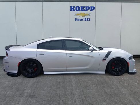 Used 2019 Dodge Charger Scat Pack w/ Plus Group RWD image 6