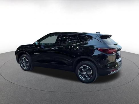 Used 2026 Chevrolet Blazer LT FWD image 12