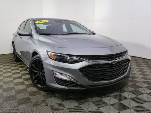 Used 2024 Chevrolet Malibu LT w/ Sport Edition FWD image 3