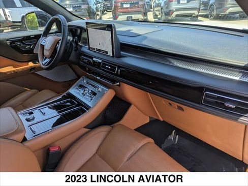 Certified 2023 Lincoln Aviator Black Label Grand Touring w/ Class IV Trailer Tow Package image 26