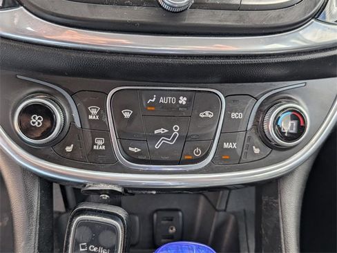 Used 2017 Chevrolet Volt Premier w/ Driver Confidence II Package image 21