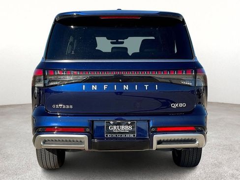 Certified 2025 INFINITI QX80 Pure image 6