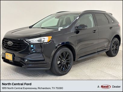 Used 2022 Ford Edge SE w/ Black Appearance Package