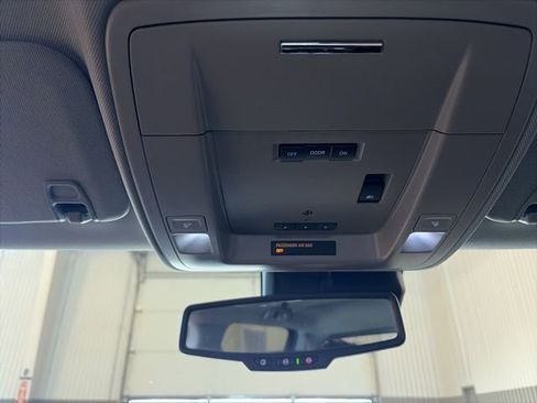 Used 2017 GMC Sierra 1500 SLT image 25