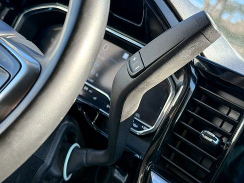 Certified 2023 Chevrolet Silverado 1500 LT image 25