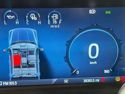 Used 2024 Ford F250 Platinum w/ Snow Plow Prep Package AWD/4WD image 13