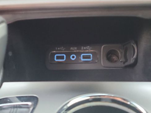 Used 2019 Jeep Grand Cherokee Altitude image 25