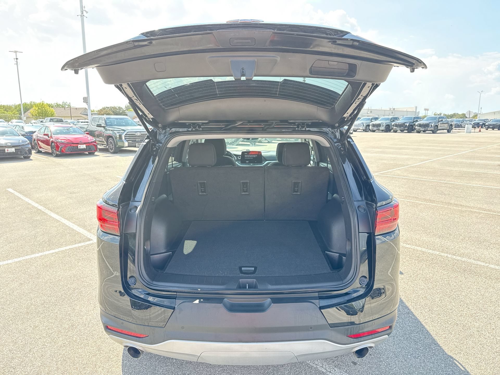 Used 2026 Chevrolet Blazer LT FWD image 19