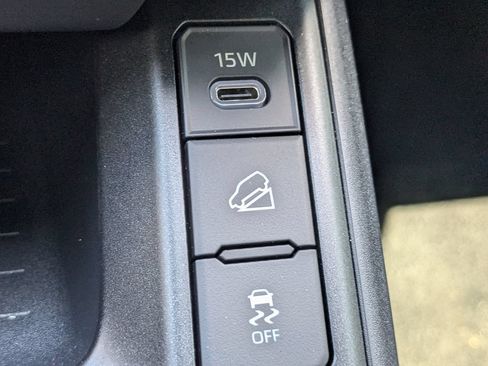 Used 2026 Toyota RAV4 SE AWD/4WD image 21